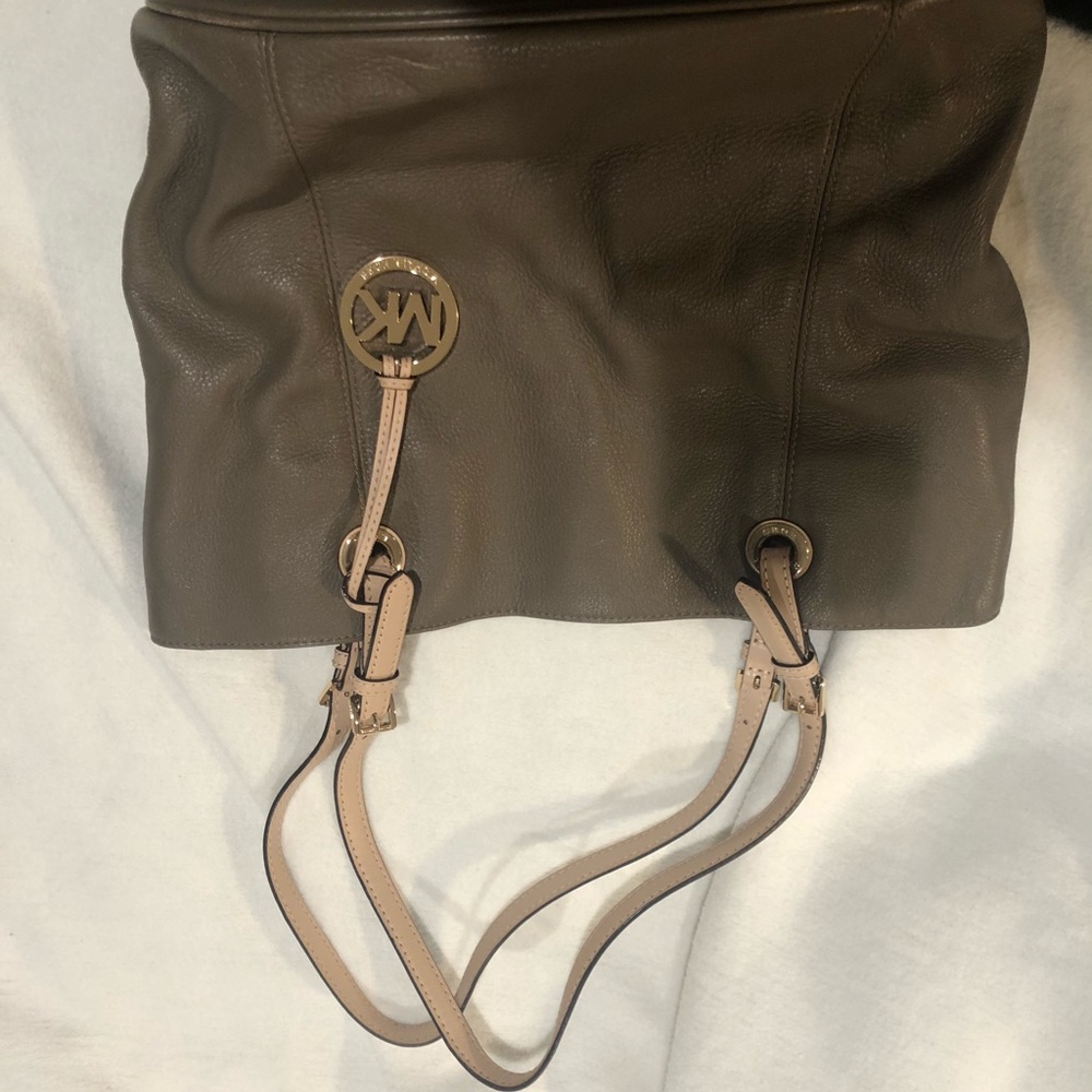 Michael Kors tote